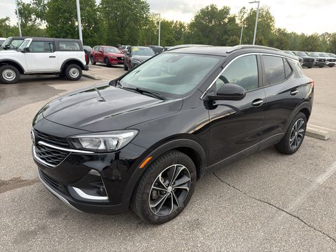 Used 2020 Buick Encore GX Select FWD image 2