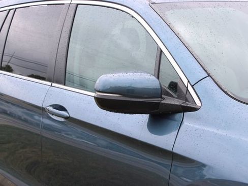 Used 2021 Honda Pilot Special Edition image 2