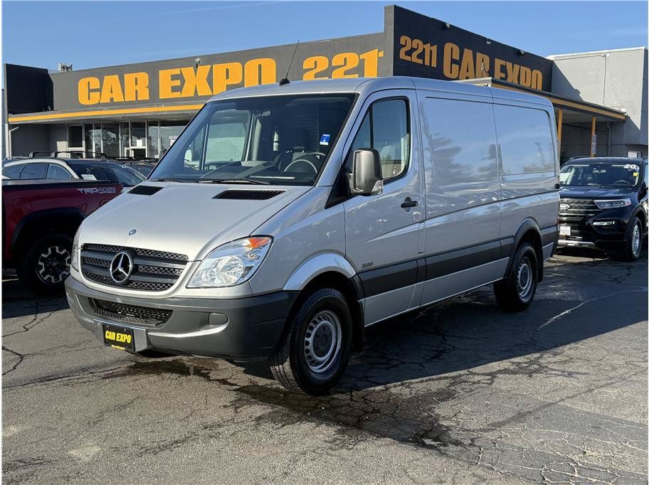 Used 2013 Mercedes-Benz Sprinter 2500 image 22