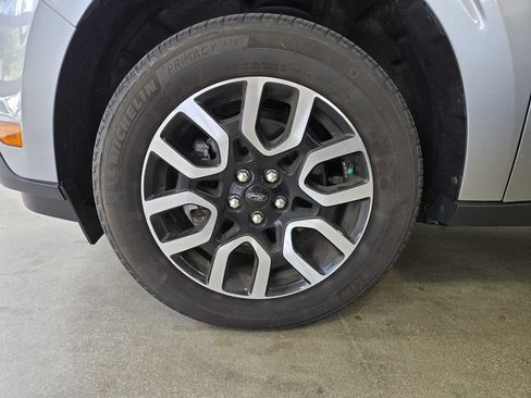 Used 2022 Ford Maverick Lariat FWD image 12