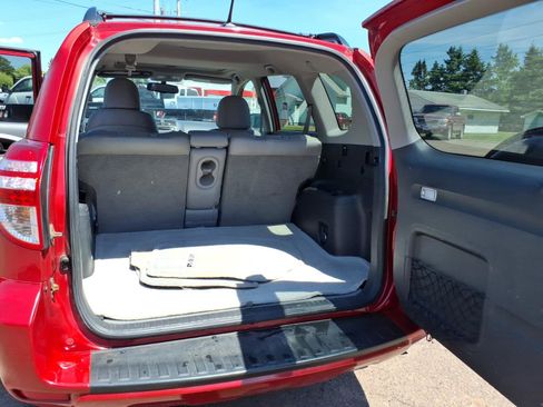 Used 2012 Toyota RAV4 Limited w/ Navigation Value Pkg AWD/4WD image 12