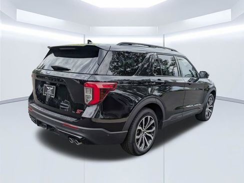 Used 2020 Ford Explorer ST w/ Premium Technology Package AWD/4WD image 4