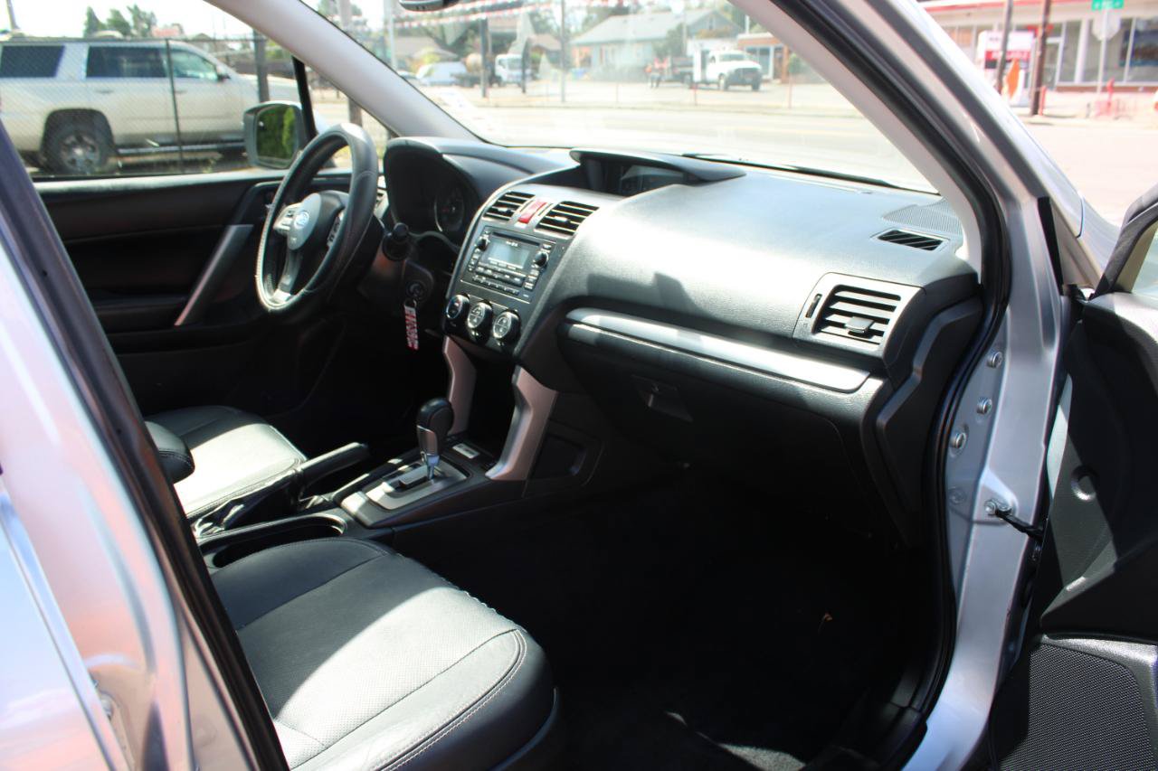 Used 2014 Subaru Forester 2.5i Limited AWD/4WD image 16