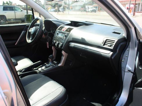 Used 2014 Subaru Forester 2.5i Limited AWD/4WD image 16