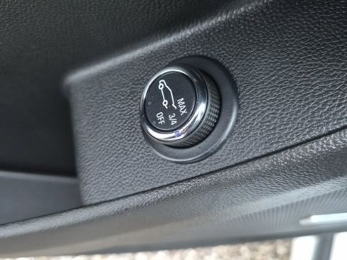 Certified 2023 Chevrolet Traverse Premier w/ LPO, Floor Liner Package image 16