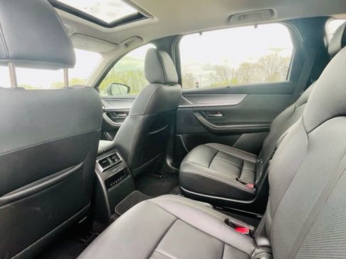 Used 2025 MAZDA CX-90 3.3 Turbo w/ Preferred Package image 12