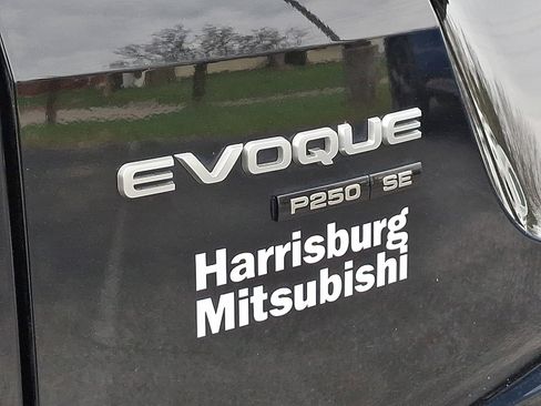 Used 2020 Land Rover Range Rover Evoque SE image 31