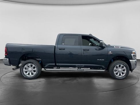 New 2026 RAM 2500 Big Horn AWD/4WD image 4