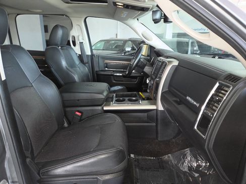 Used 2013 RAM 1500 Laramie w/ Convenience Group AWD/4WD image 29