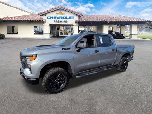 New 2026 Chevrolet Silverado 1500 Custom Trail Boss w/ LPO, Dark Essentials Package image 4