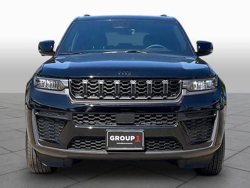 New 2026 Jeep Grand Cherokee Altitude AWD/4WD image 3