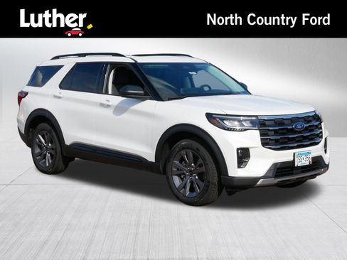 Used 2026 Ford Explorer Active w/ Active Comfort Package AWD/4WD image 1
