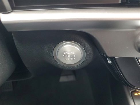 New 2025 Kia Telluride S image 32