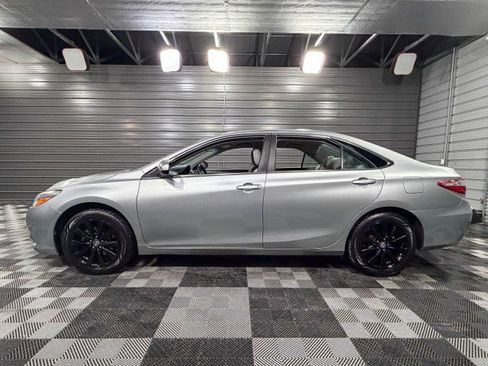 Used 2017 Toyota Camry XLE image 8