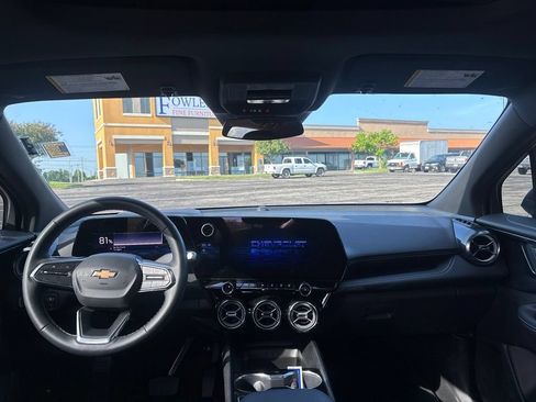 Used 2024 Chevrolet Blazer EV LT AWD/4WD image 11