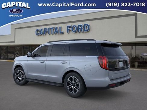 New 2026 Ford Expedition Active AWD/4WD image 4