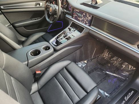 Used 2023 Porsche Panamera 4 Platinum Edition AWD/4WD image 9