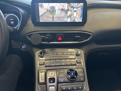 Used 2023 Hyundai Santa Fe Limited AWD/4WD image 4