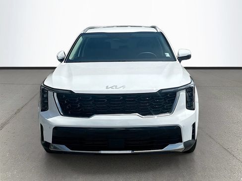 Certified 2026 Kia Sorento S FWD image 2