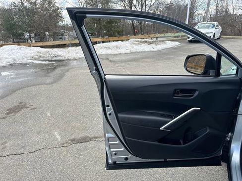 Used 2024 Toyota Corolla Cross AWD Hybrid image 26