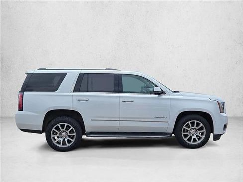 Used 2019 GMC Yukon Denali image 4