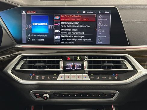 Used 2021 BMW X7 xDrive40i w/ Premium Package AWD/4WD image 17