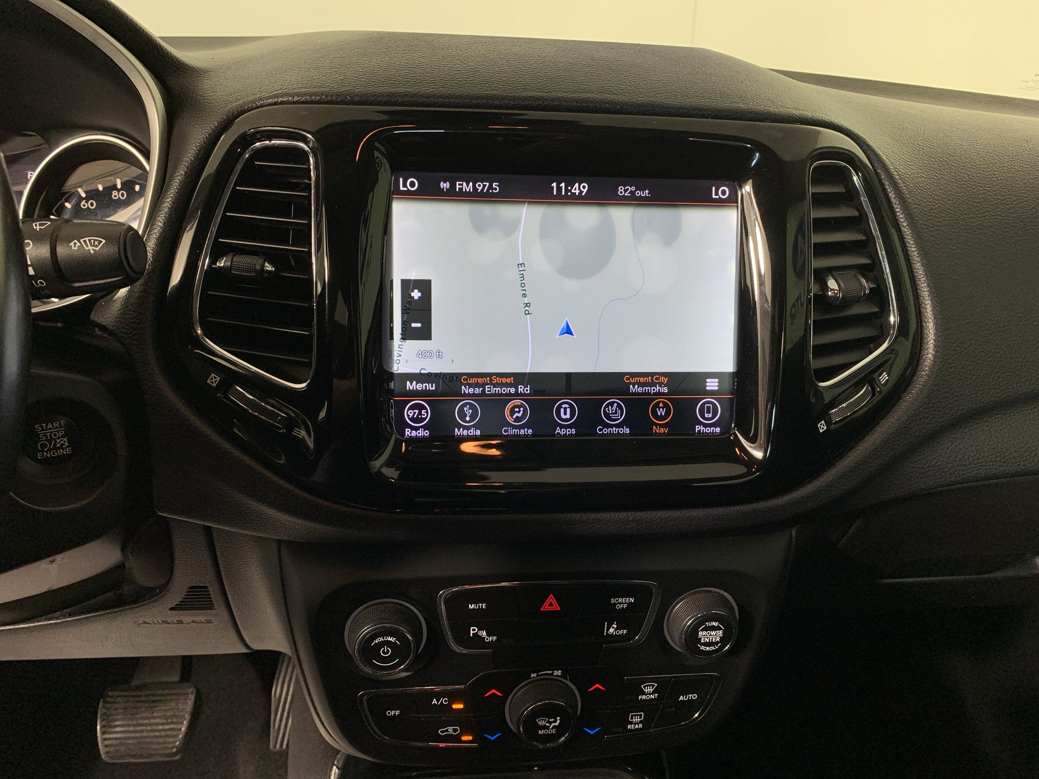 Used 2018 Jeep Compass Limited w/ Navigation Group AWD/4WD image 25