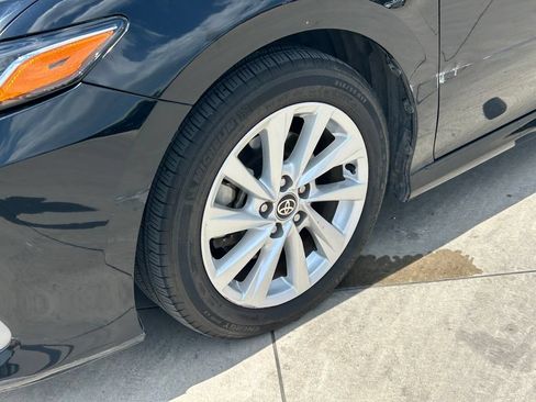 Used 2024 Toyota Camry LE FWD image 9