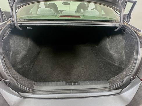 Used 2011 Honda Civic LX image 25