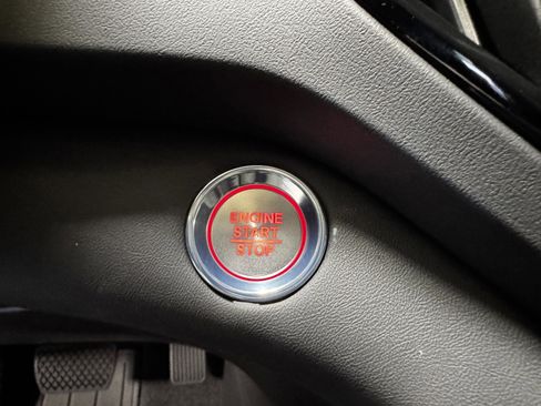 Used 2025 Acura RDX SH-AWD w/ Technology Package image 42