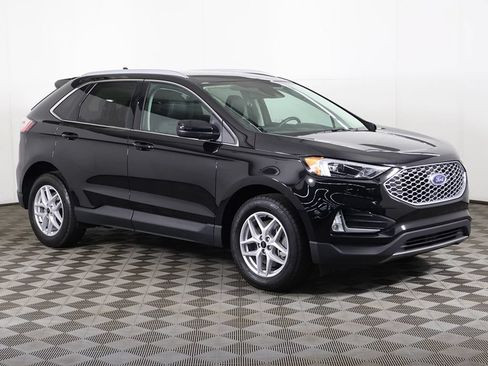 Used 2024 Ford Edge SEL w/ Convenience Package AWD/4WD image 2
