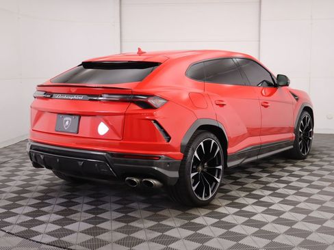 Used 2021 Lamborghini Urus image 5