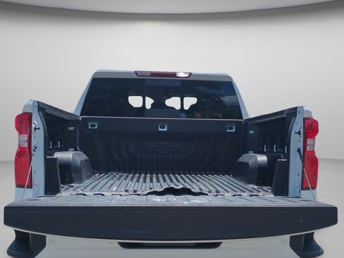 Used 2025 Chevrolet Silverado 1500 RST w/ Convenience Package II RWD image 23