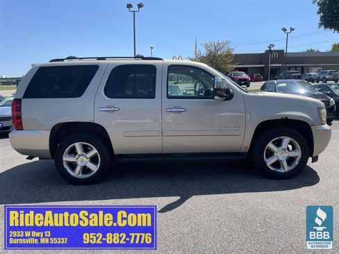 Used 2008 Chevrolet Tahoe LTZ w/ LTZ Preferred Equipment Group AWD/4WD image 4