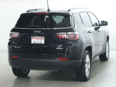 Used 2023 Jeep Compass Latitude AWD/4WD image 46