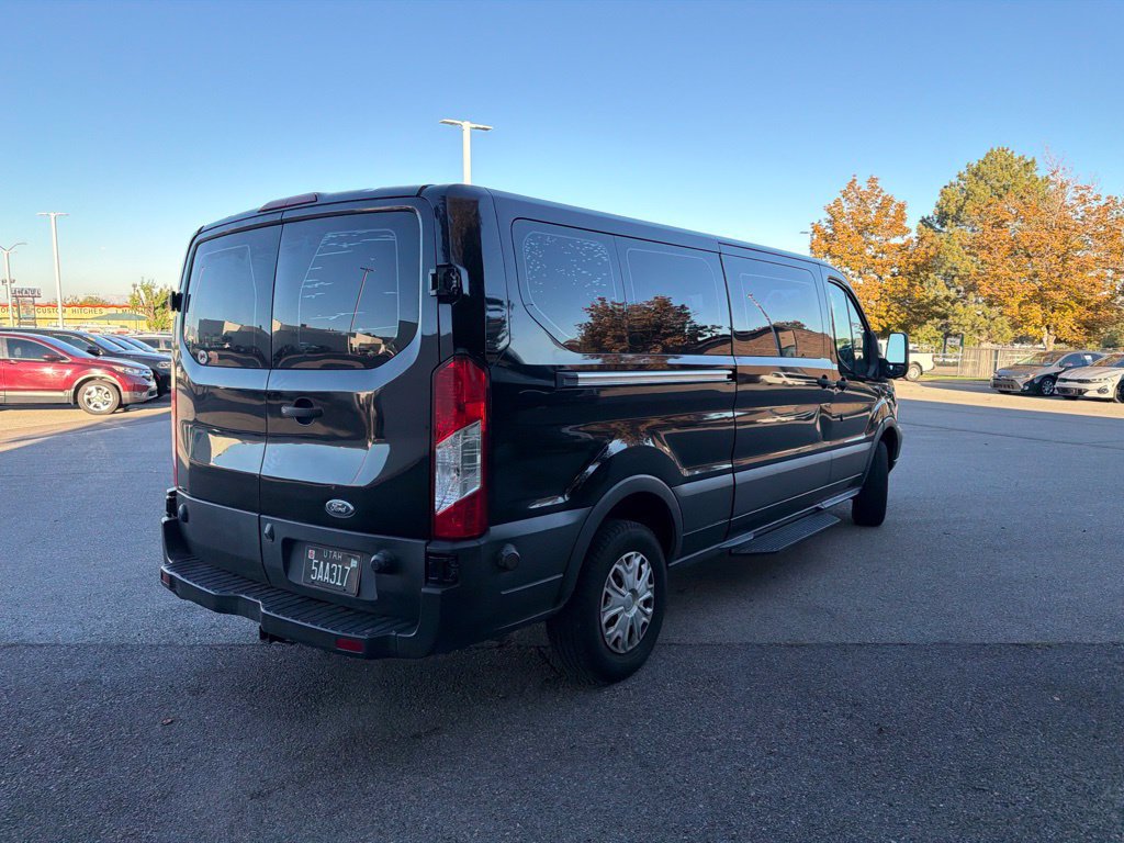 Used 2019 Ford Transit 350 XLT RWD image 5