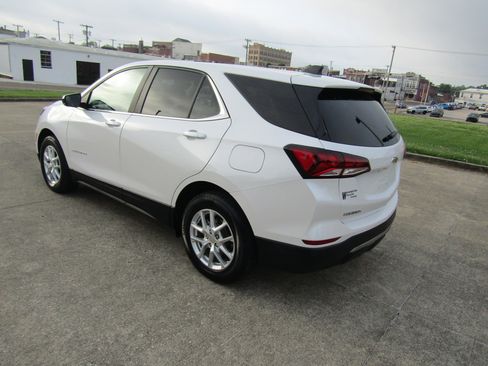 Used 2024 Chevrolet Equinox LT image 5