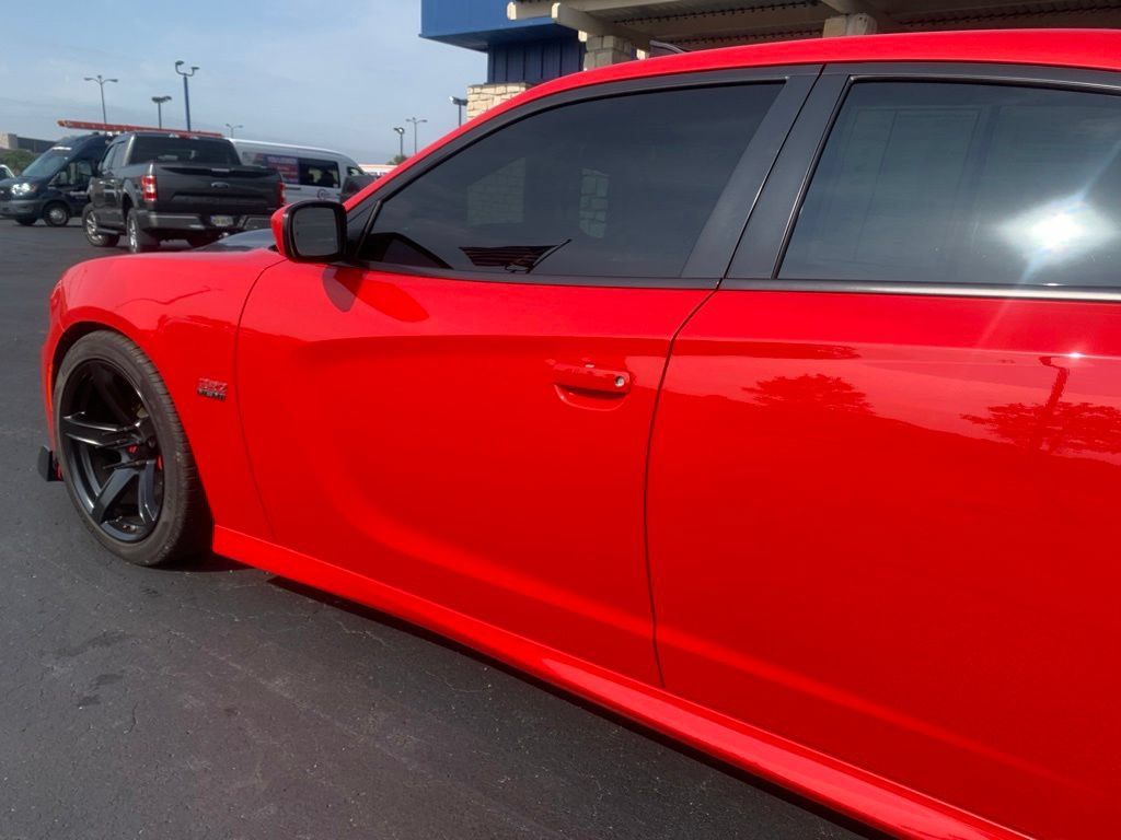 Used 2016 Dodge Charger R/T Scat Pack w/ Technology Group RWD image 12