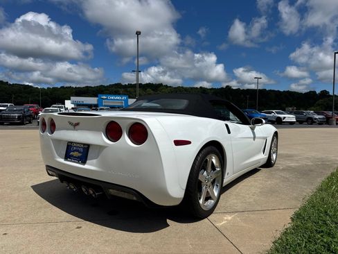 Used 2006 Chevrolet Corvette Convertible w/ Preferred Equipment Group RWD image 4