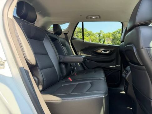 Used 2019 GMC Terrain SLT w/ Preferred Package AWD/4WD image 23