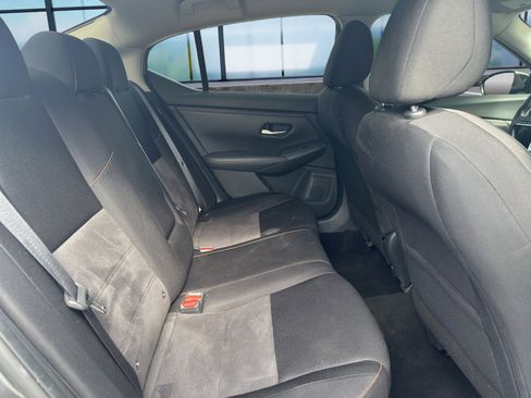 Used 2020 Nissan Sentra SR image 19