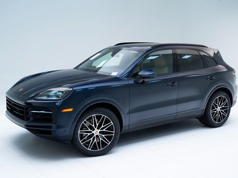 New 2026 Porsche Cayenne image 1