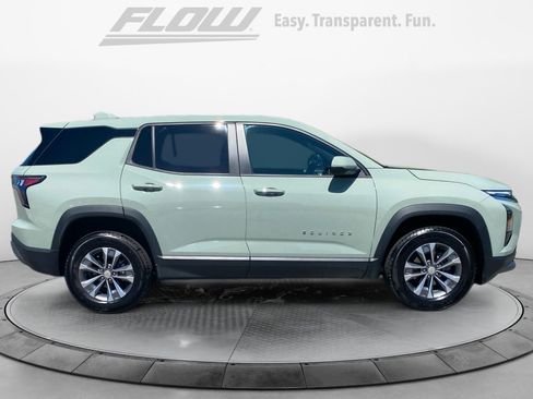 Used 2025 Chevrolet Equinox LT image 9
