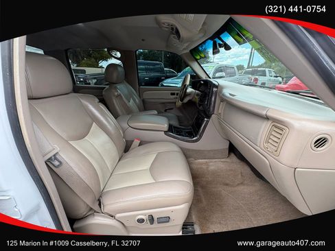 Used 2006 GMC Sierra 1500 Denali w/ Onstar Plus Package AWD/4WD image 26