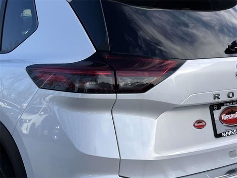 New 2026 Nissan Rogue SV w/ Cold Weather Package image 9