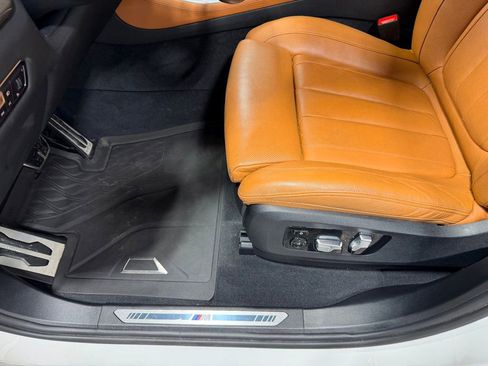 Used 2020 BMW X5 xDrive40i w/ M Sport Package image 17