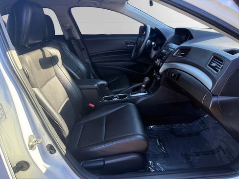 Used 2018 Acura ILX image 18