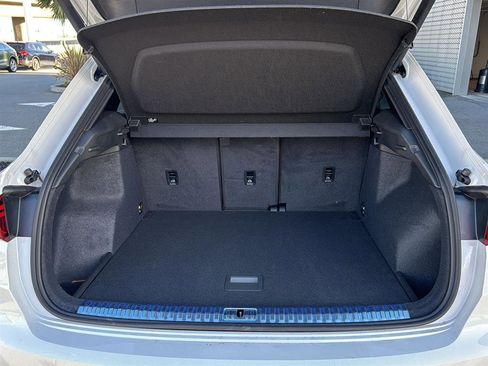 Used 2025 Audi Q3 2.0T Premium w/ Convenience Package image 15