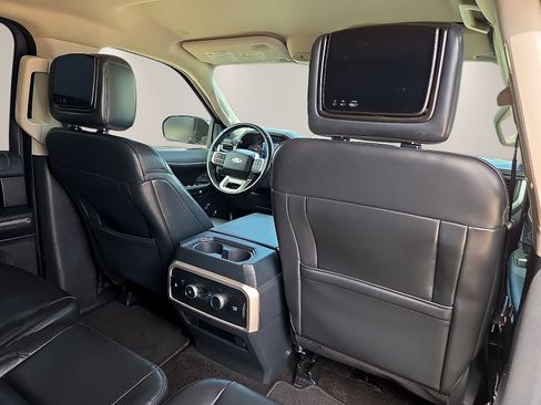 Used 2022 Ford Expedition XLT AWD/4WD image 11