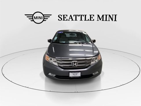 Used 2012 Honda Odyssey Touring image 3